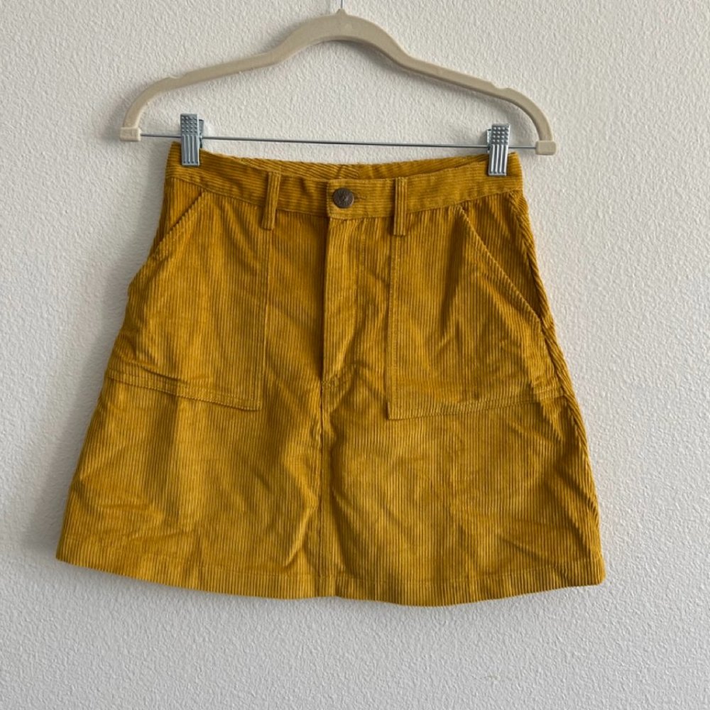 Lucy & Yak Organic Corduroy Skirt in Tawny Mustard Size 4